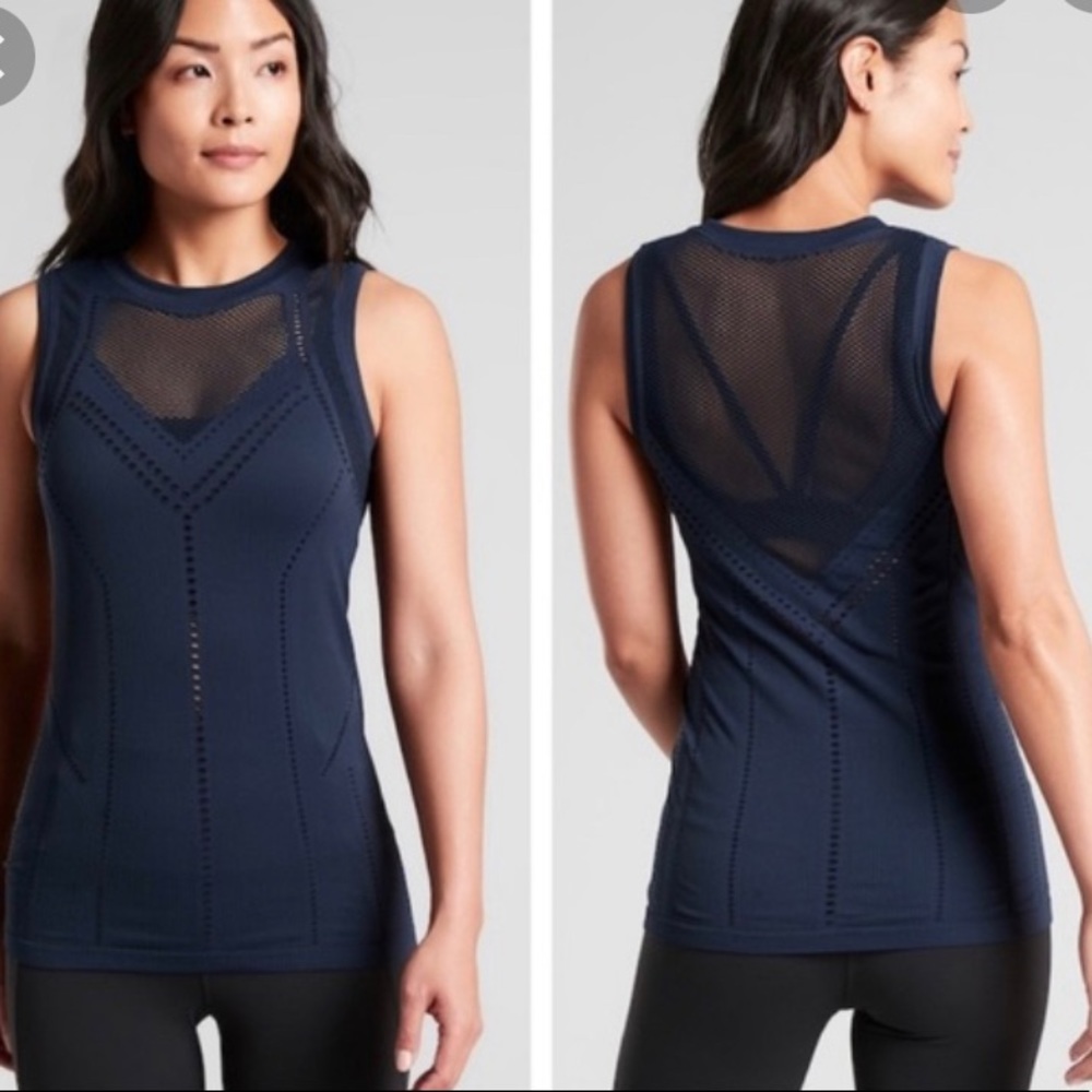 Women’s Athleta Oxygen Top, Size Medium. Navy Blue, sleeveless.